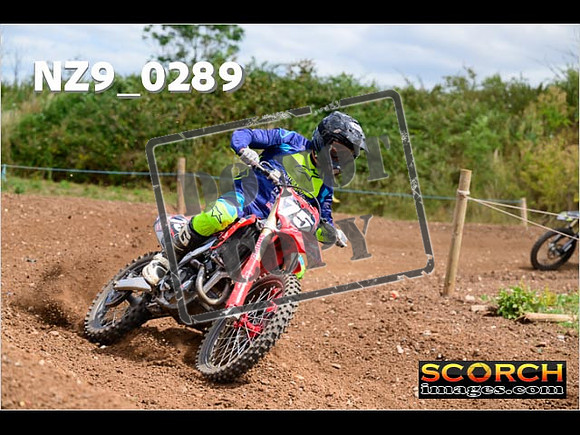 Experts-158
