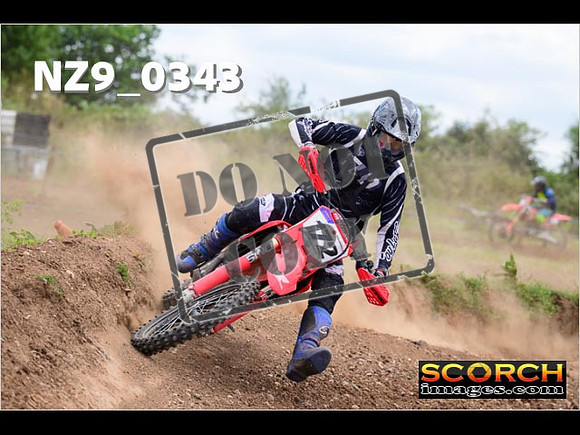 Experts-208