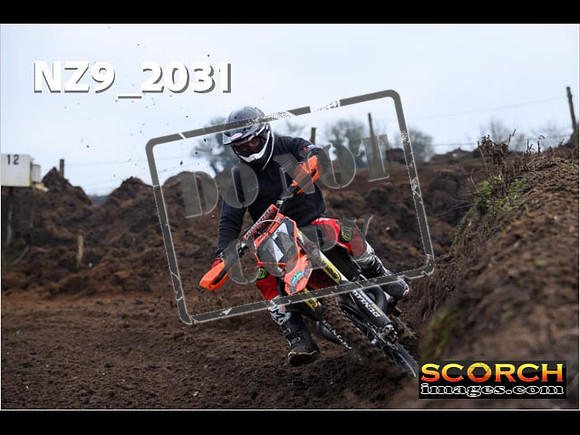 Experts-092