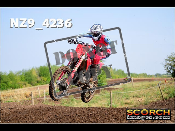 Experts-125