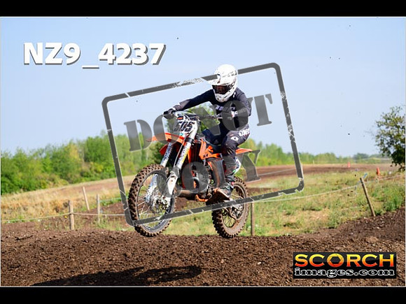 Experts-126