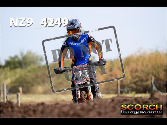 Experts-136