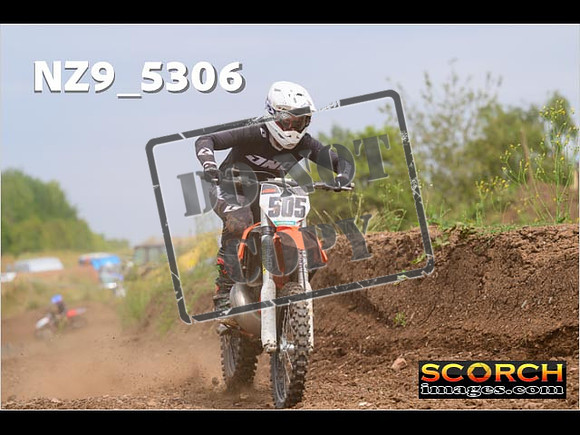 Experts-363