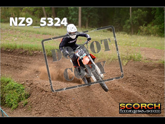 Experts-380