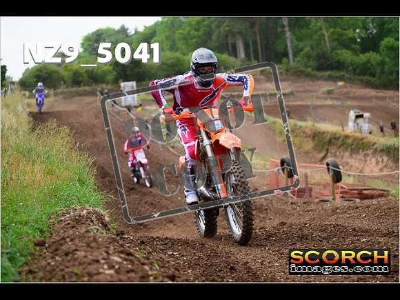 IntersGreenOrange-150