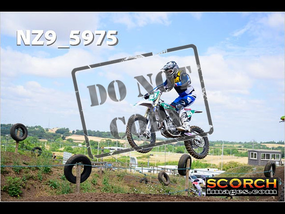 Experts-086