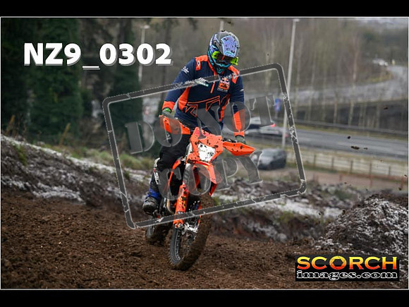 IntersGreenOrange-018