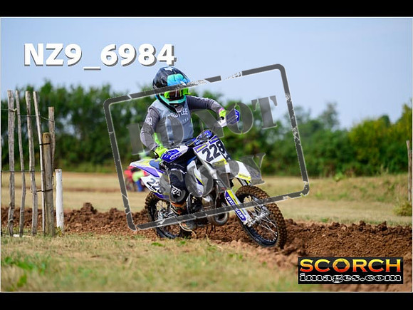 85's-022