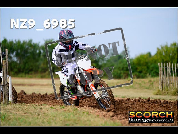 85's-023