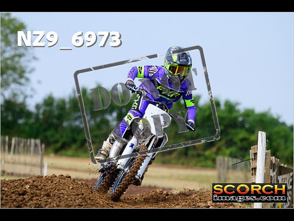 85's-011