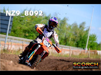 Experts-013