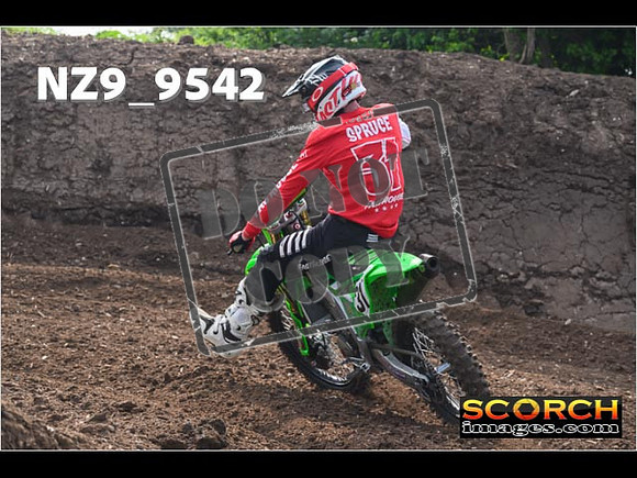 Experts-062