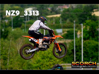 Experts-016