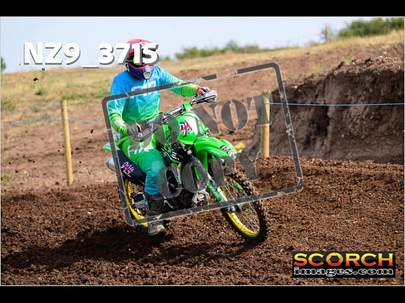 IntersGreenOrange-029