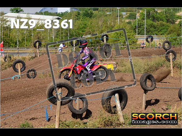 Wed12Aug-375