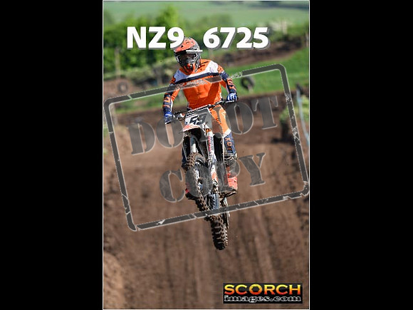 Thur01May-025