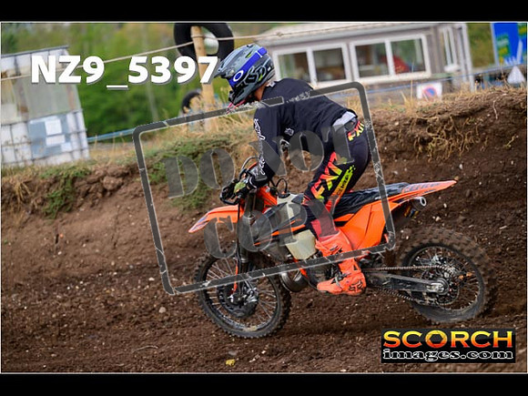 Wed26Aug-049