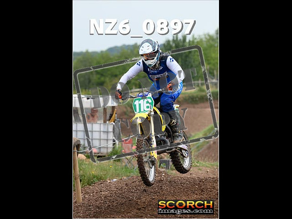 Experts-090