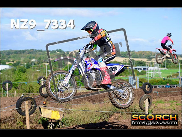 Experts-090