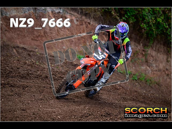 Experts-189