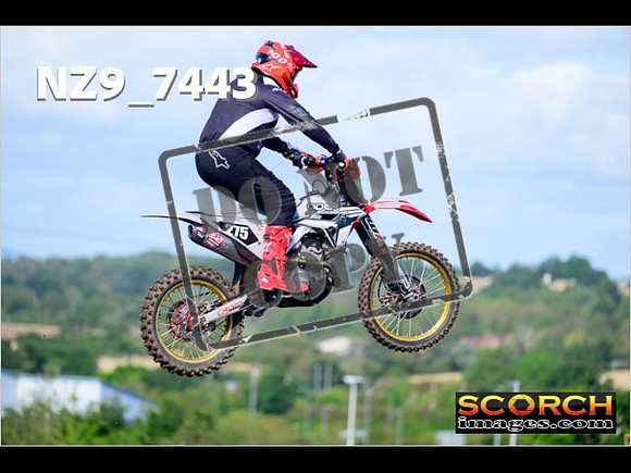 Inters-092