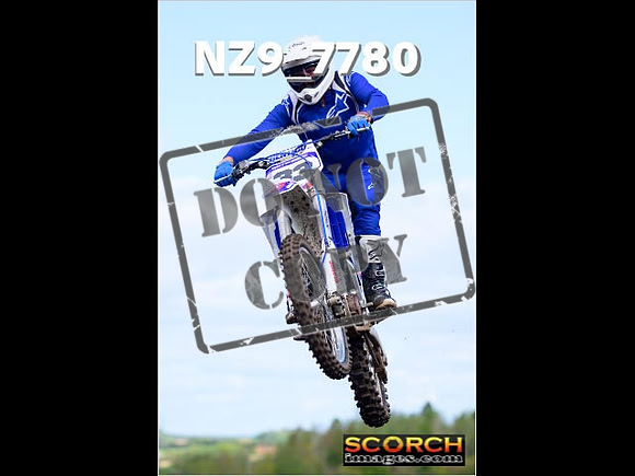 Inters-225
