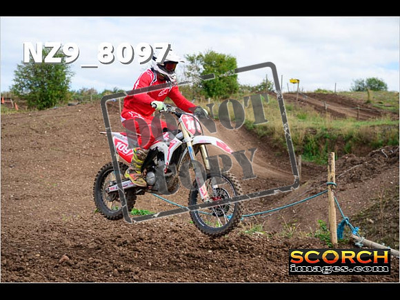 Inters-445