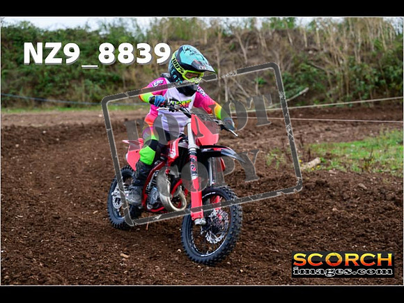 Youth-085