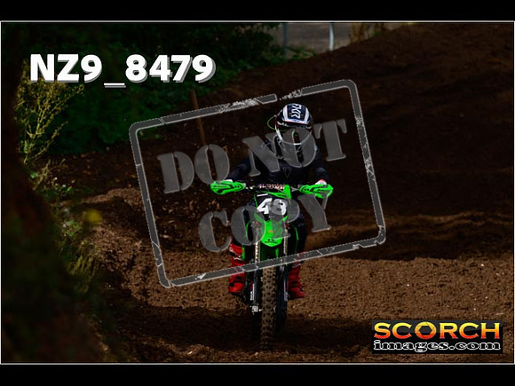 Experts-085