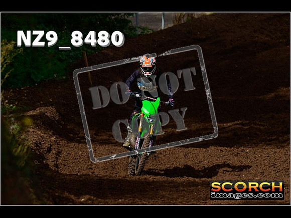 Experts-086