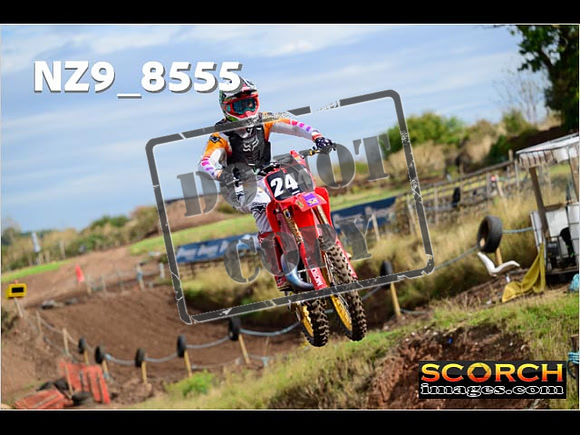 Experts-158