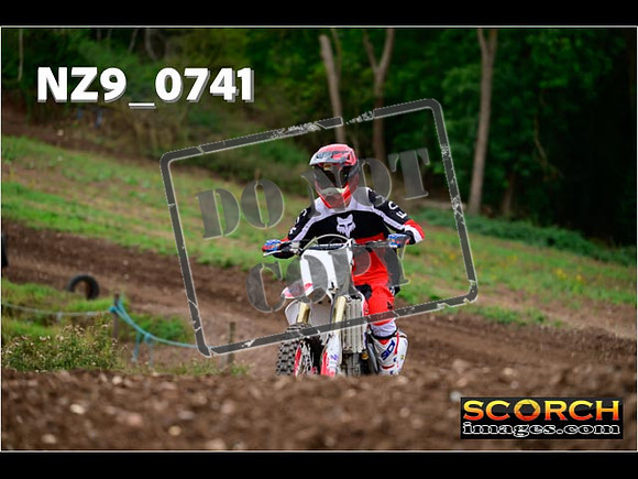 Novice-279