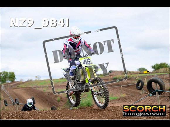 Novice-372