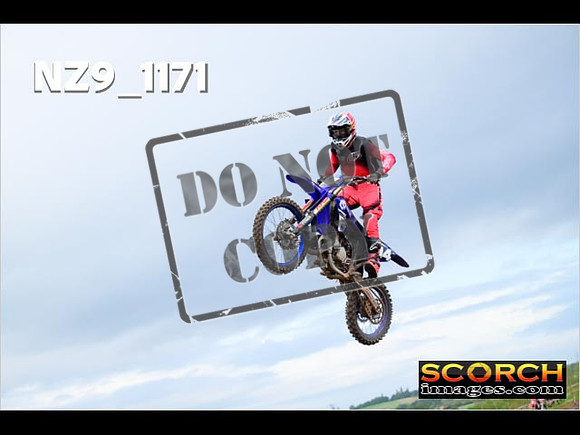 Experts-089