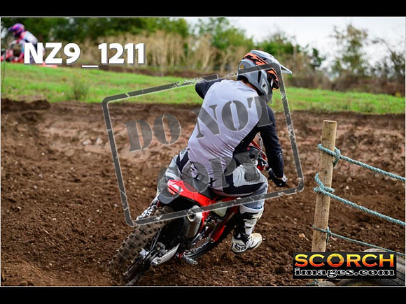 Experts-125