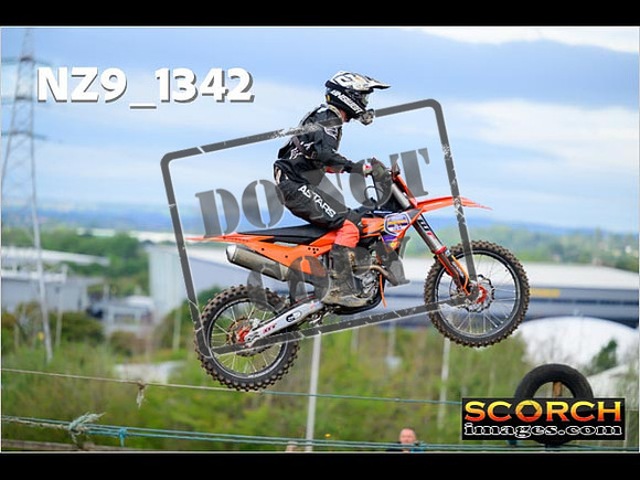 Inters-114