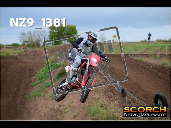 Inters-153