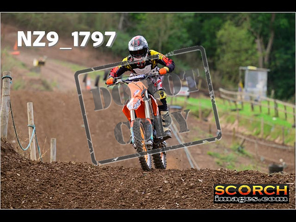 Inters-335