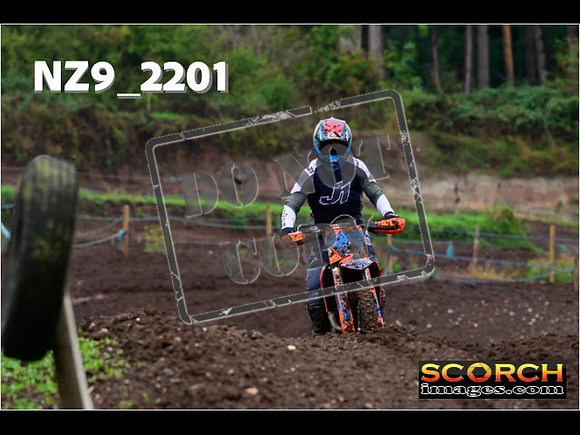 Experts-086