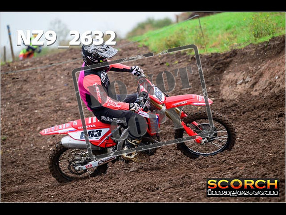 Experts-106