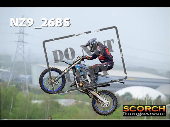 Experts-159
