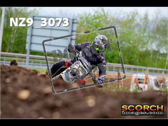 Experts-260