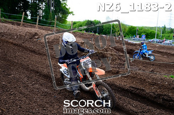 NZ6_1183-2