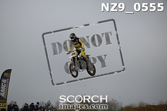 NZ9_0555
