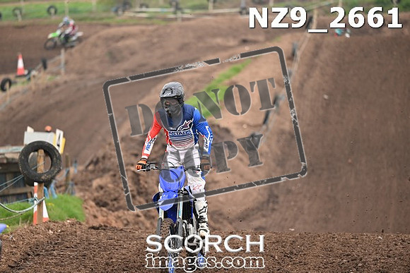 NZ9_2661