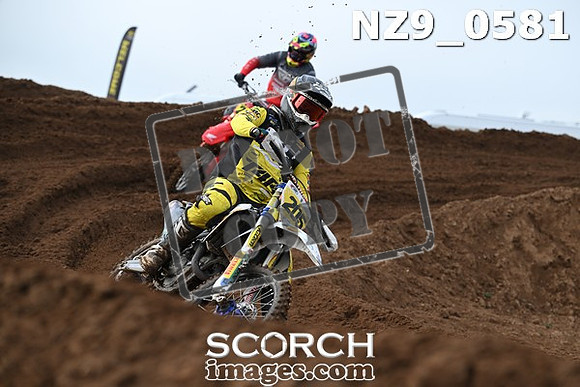 NZ9_0581