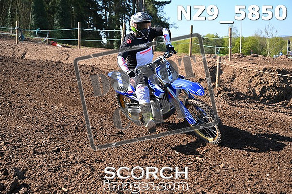 NZ9_5850