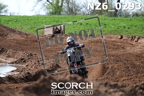 NZ6_0293