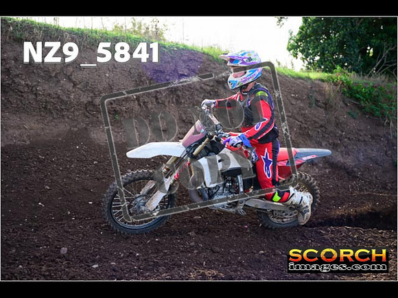Experts-070