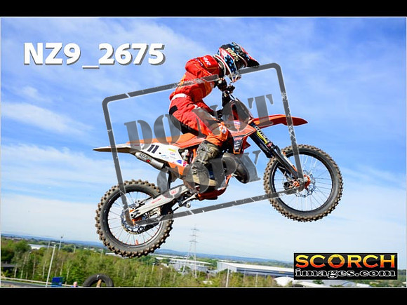 Experts-121